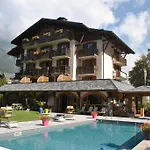 Oustalet 3* Chamonix